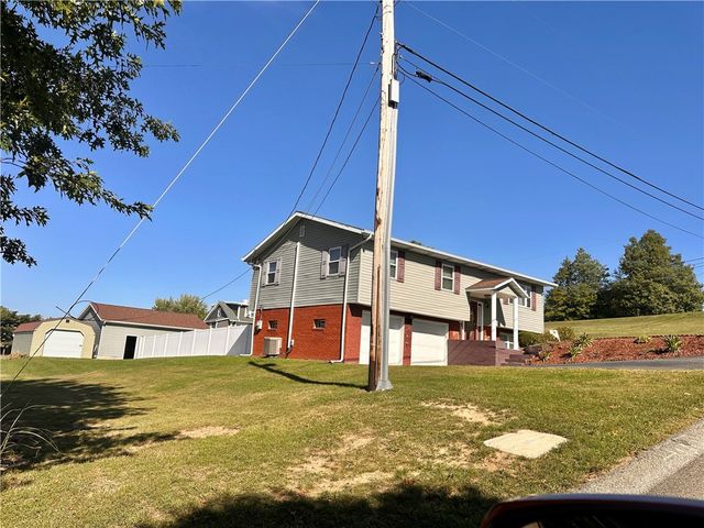 34 Chestnut Street, South Union Twp, PA 15401