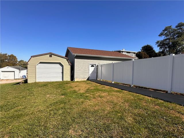 34 Chestnut Street, South Union Twp, PA 15401