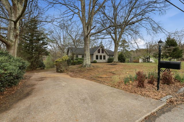 6405 Sea Haven Drive, Hixson, TN 37343
