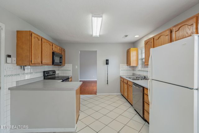 6811 Saint Croix Lane, Knoxville, TN 37918