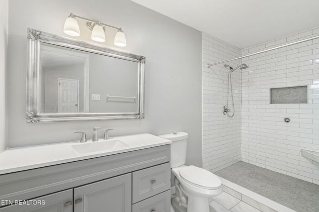 6811 Saint Croix Lane, Knoxville, TN 37918