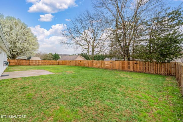 6811 Saint Croix Lane, Knoxville, TN 37918