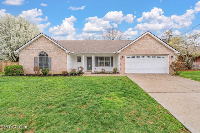 6811 Saint Croix Lane, Knoxville, TN 37918