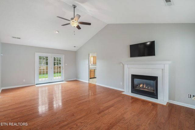 6811 Saint Croix Lane, Knoxville, TN 37918