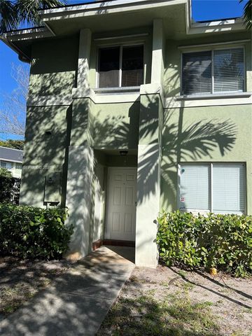 183 Hidden Ct Road F33, Hollywood, FL 33023