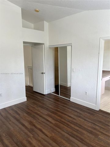 183 Hidden Ct Road F33, Hollywood, FL 33023