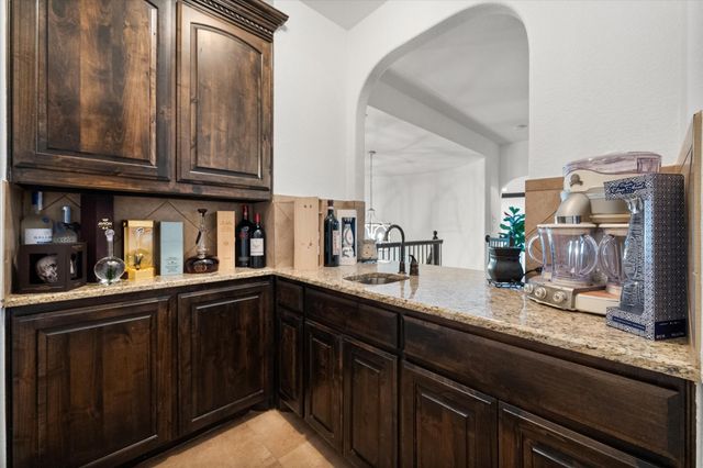 6876 Foghorn Lane, Grand Prairie, TX 75054