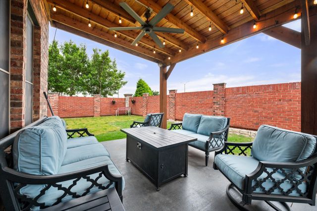 6876 Foghorn Lane, Grand Prairie, TX 75054