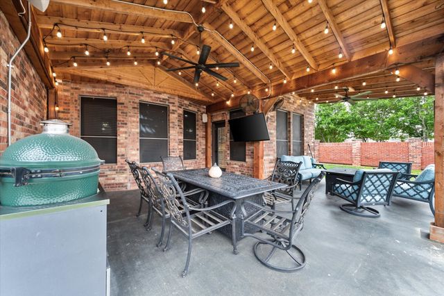 6876 Foghorn Lane, Grand Prairie, TX 75054