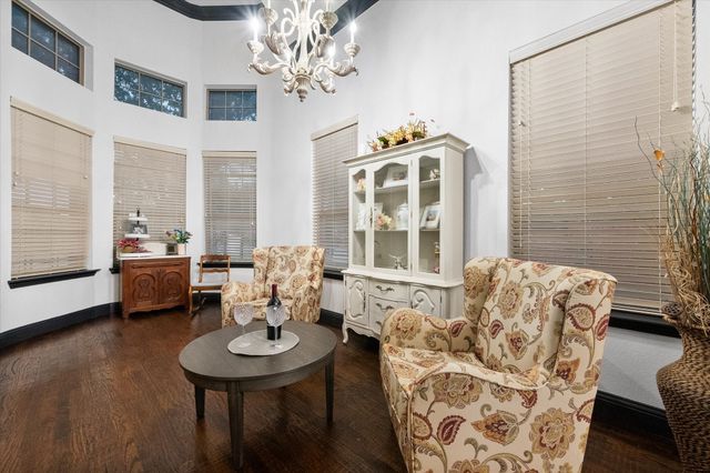 6876 Foghorn Lane, Grand Prairie, TX 75054