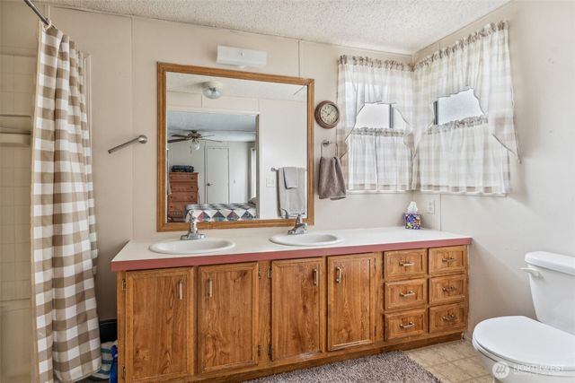 1101 S Scheuber Road #28, Centralia, WA 98531