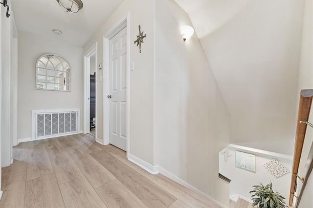 9 S Sandpiper Street, La Marque, TX 77568