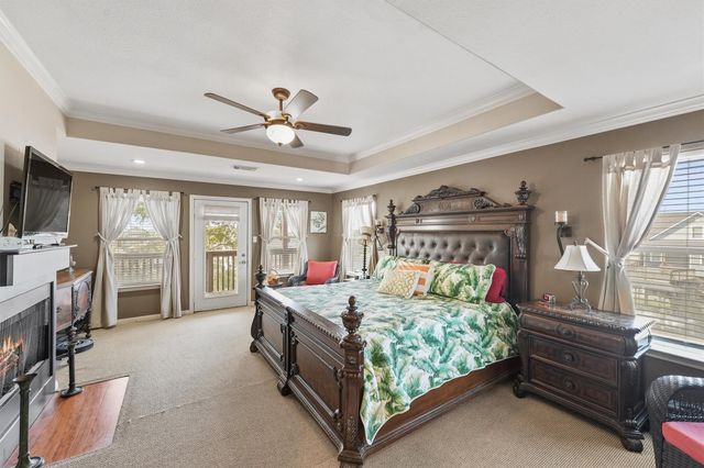 9 S Sandpiper Street, La Marque, TX 77568