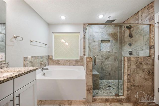 3332 Lowery Dr, Navarre, FL 32566