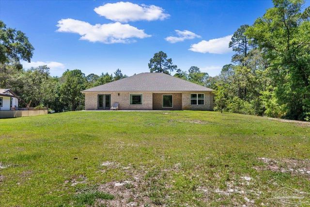 3332 Lowery Dr, Navarre, FL 32566