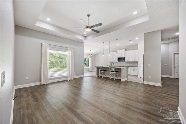 3332 Lowery Dr, Navarre, FL 32566