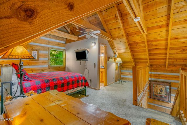 1918 Charles Lewis Way, Sevierville, TN 37876