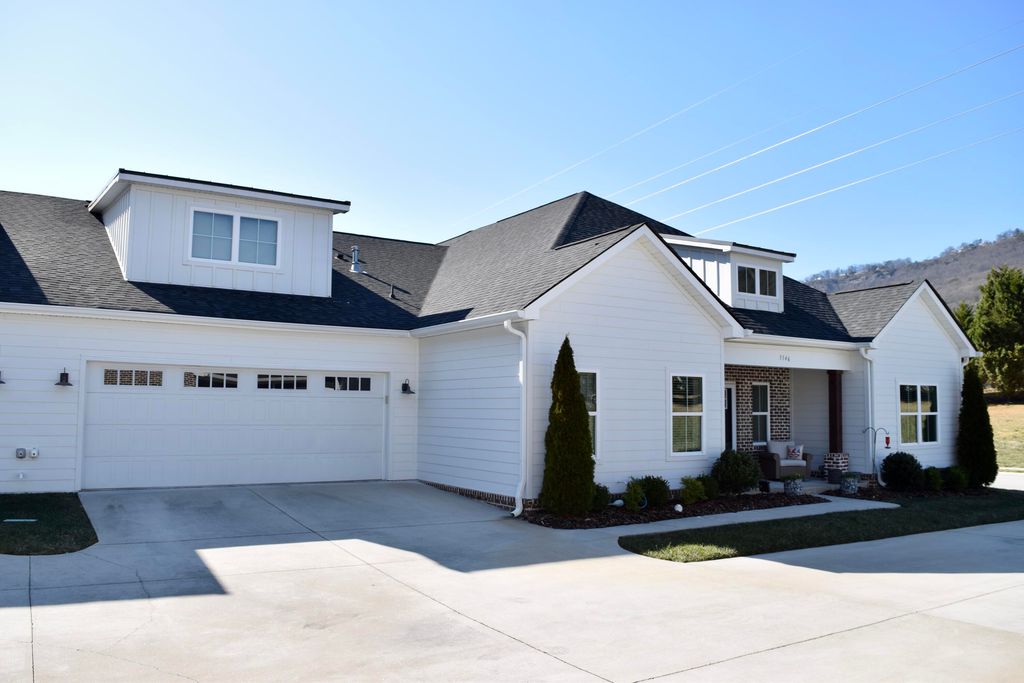 3346 Stone Creek Drive, Chattanooga, TN 37405