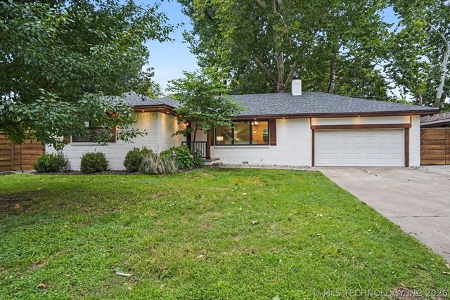 5610 S Columbia Avenue, Tulsa, OK 74105