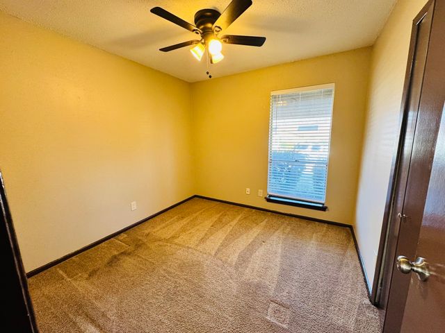 164 Price Drive, Lewisville, TX 75067