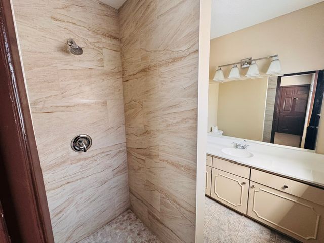 164 Price Drive, Lewisville, TX 75067