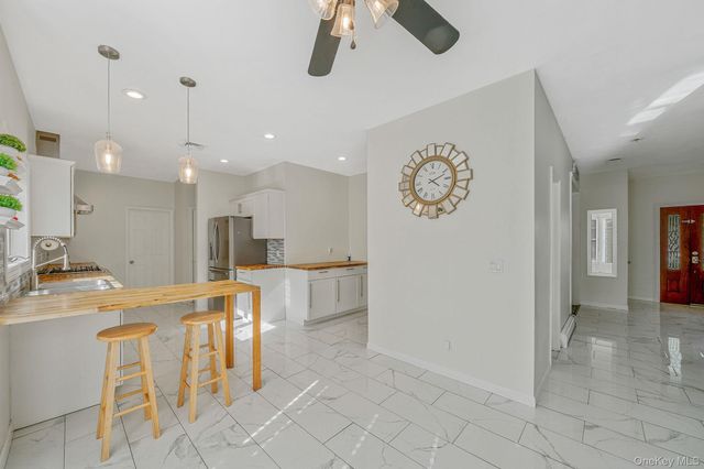 3 Embassy Road, Selden, NY 11784