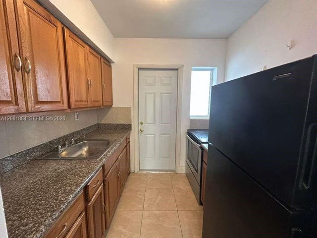 8321 Crespi Blvd 7 7, Miami Beach, FL 33141