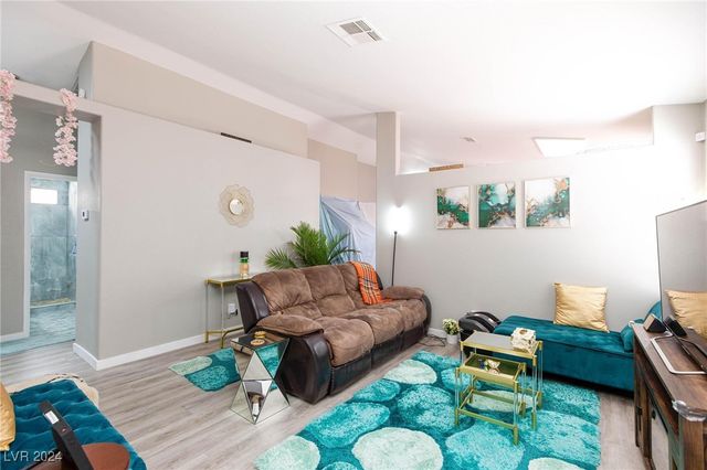 5438 Beaverhead Drive, Las Vegas, NV 89120