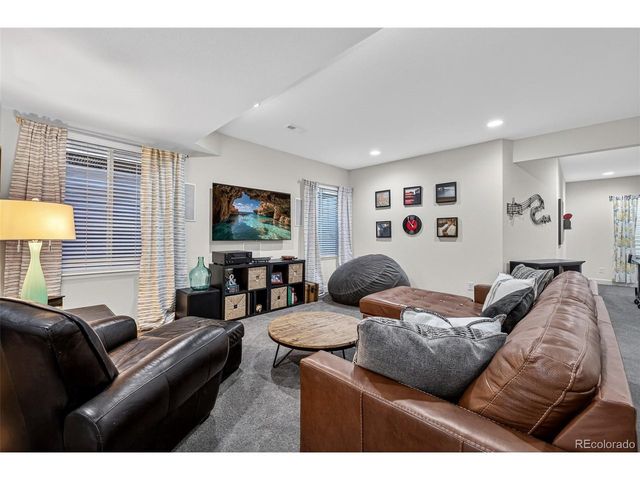 2474 Lassen Ln, Castle Rock, CO 80109