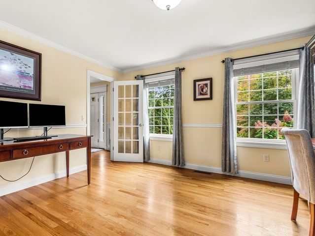 190 Berry St, North Andover, MA 01845