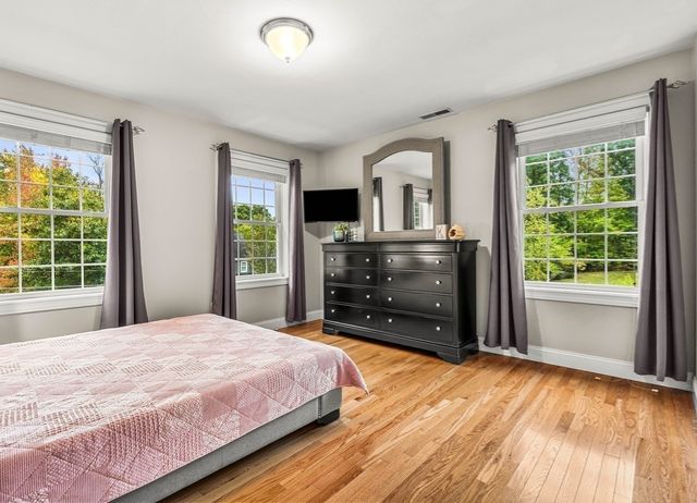 190 Berry St, North Andover, MA 01845