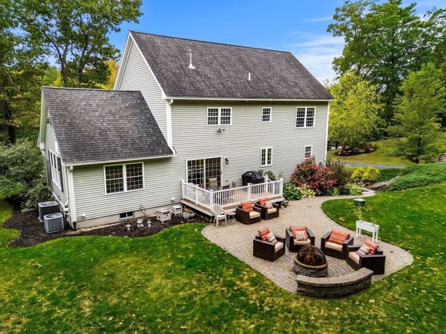 190 Berry St, North Andover, MA 01845