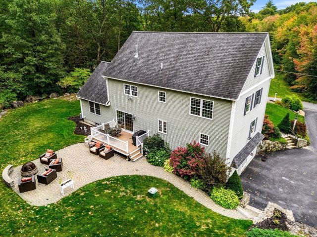 190 Berry St, North Andover, MA 01845