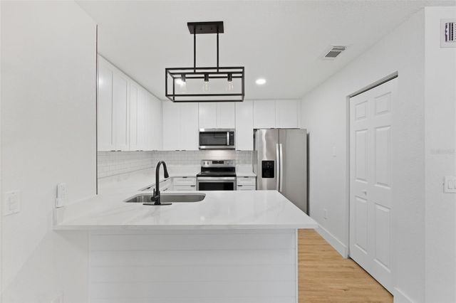 1362 WINTER GREEN WAY, Winter Garden, FL 34787