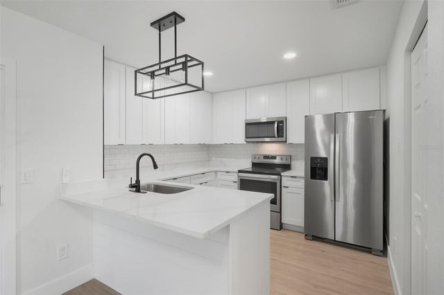 1362 WINTER GREEN WAY, Winter Garden, FL 34787