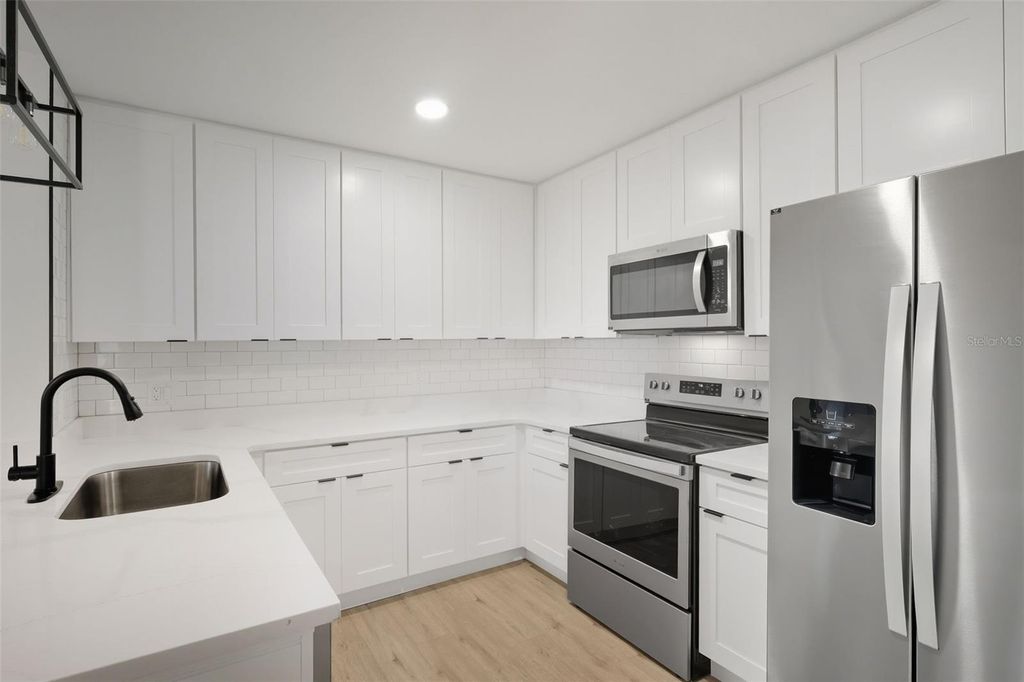 Image 11 of property listing at 1362 WINTER GREEN WAY, Winter Garden, FL 34787