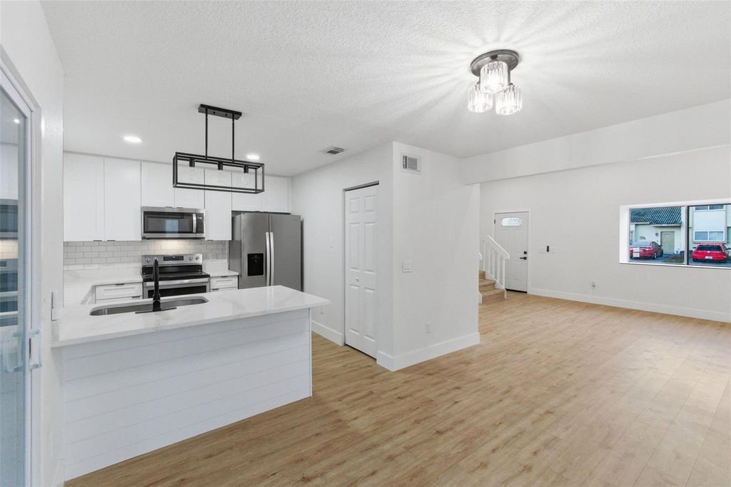 Image 13 of property listing at 1362 WINTER GREEN WAY, Winter Garden, FL 34787