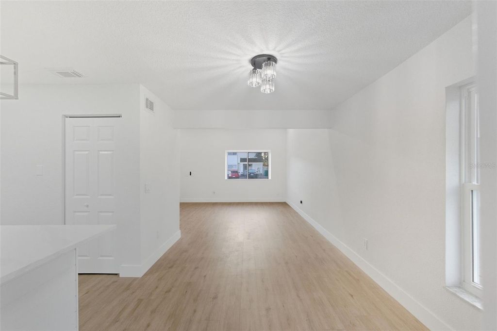 Image 19 of property listing at 1362 WINTER GREEN WAY, Winter Garden, FL 34787