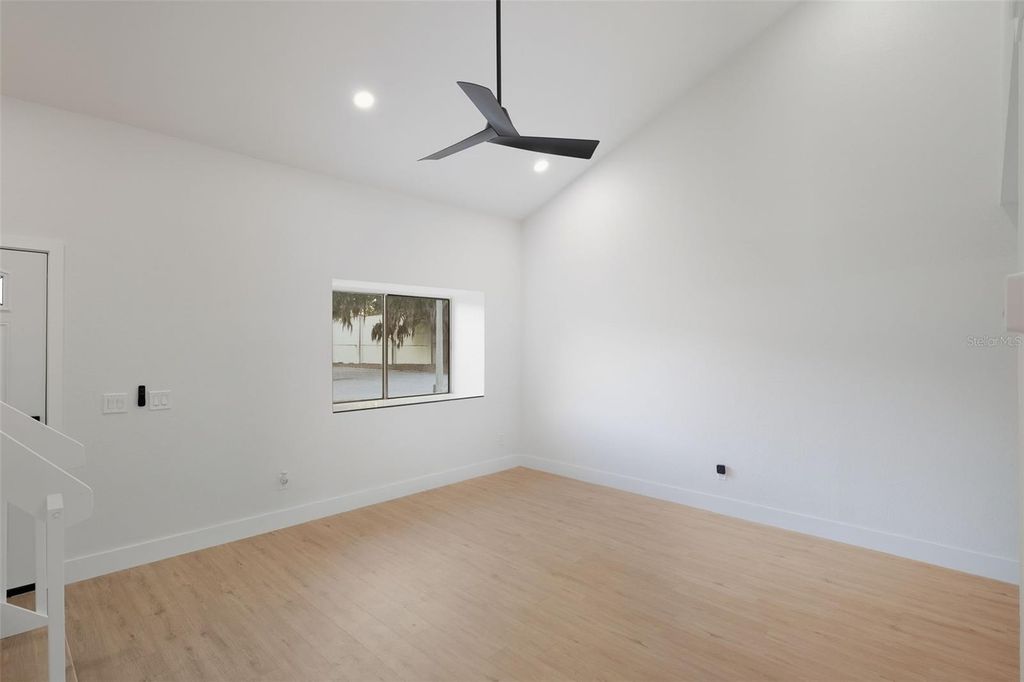 Image 25 of property listing at 1362 WINTER GREEN WAY, Winter Garden, FL 34787