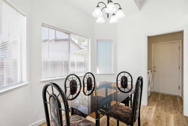 8499 Dartford Dr, Sacramento, CA 95823