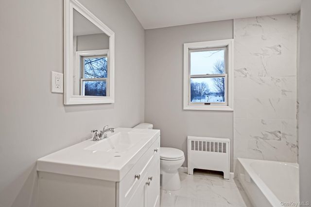 1730 Heckscher Avenue, Bay Shore, NY 11706