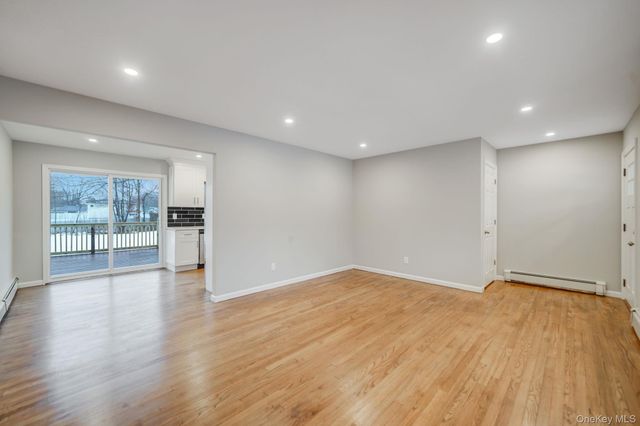 1730 Heckscher Avenue, Bay Shore, NY 11706