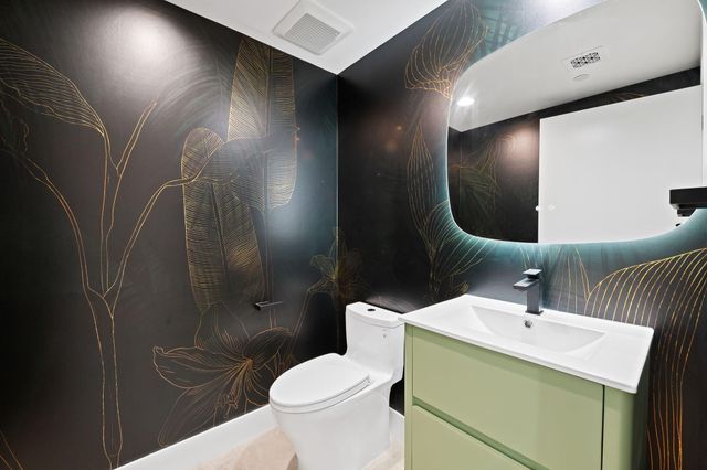 3101 S Ocean Drive 1807, Hollywood, FL 33019