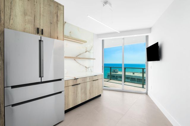 3101 S Ocean Drive 1807, Hollywood, FL 33019