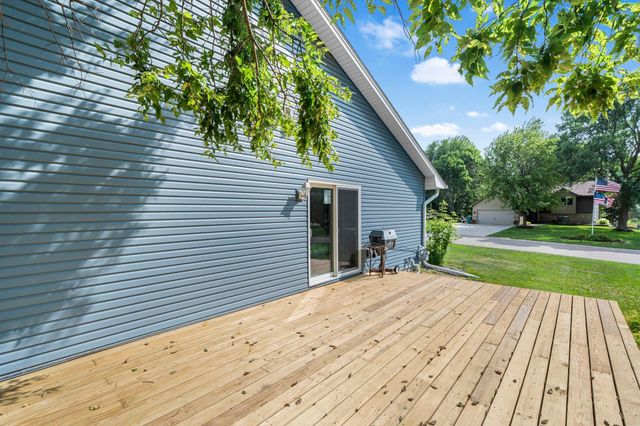 16595 Harwell Avenue, Lakeville, MN 55044