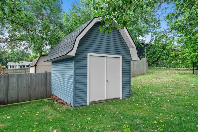16595 Harwell Avenue, Lakeville, MN 55044