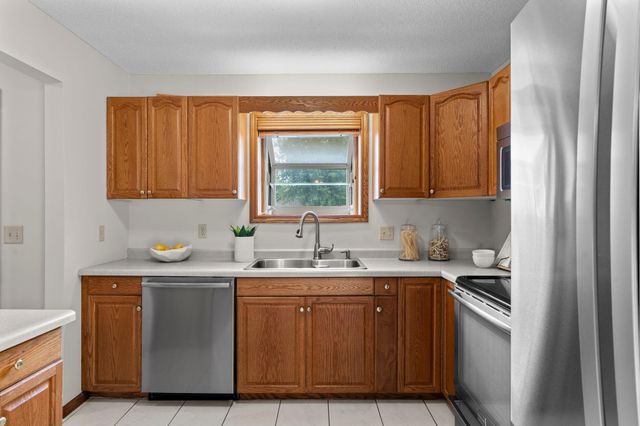 16595 Harwell Avenue, Lakeville, MN 55044