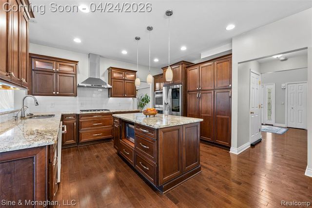 4451 Carriage Hill Court, Rochester, MI 48306