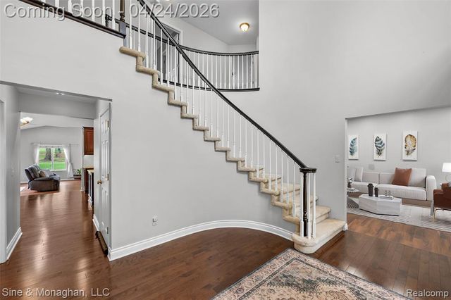 4451 Carriage Hill Court, Rochester, MI 48306