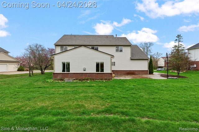 4451 Carriage Hill Court, Rochester, MI 48306